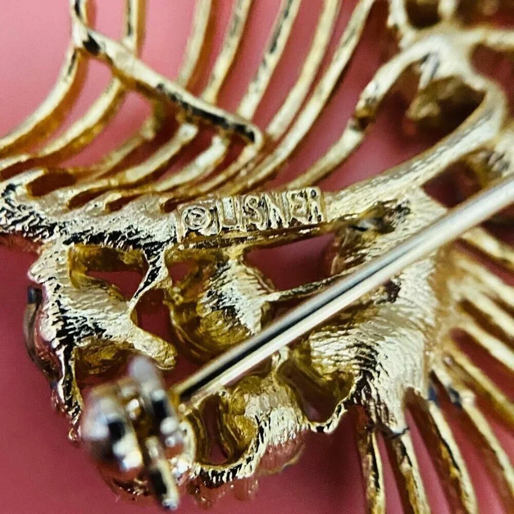 Vintage Lisner Green Crystal Gold-Tone Floral Brooch